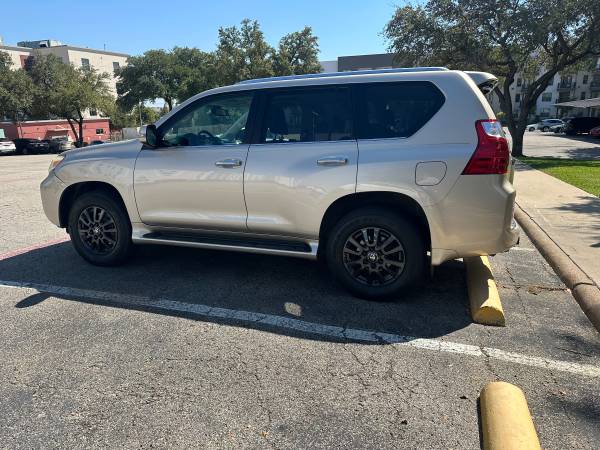 Lexus, dovoz USA — foto 3 z 6