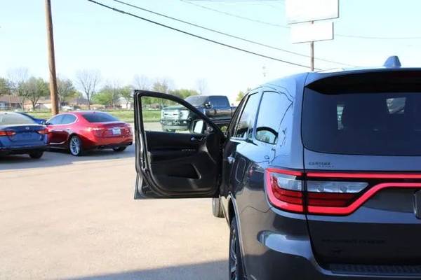2021 Dodge, dovoz USA — foto 10 z 12
