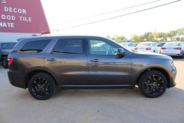2021 Dodge, dovoz USA — foto 2 z 12
