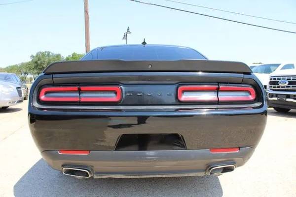 2021 Dodge, dovoz USA — foto 4 z 12