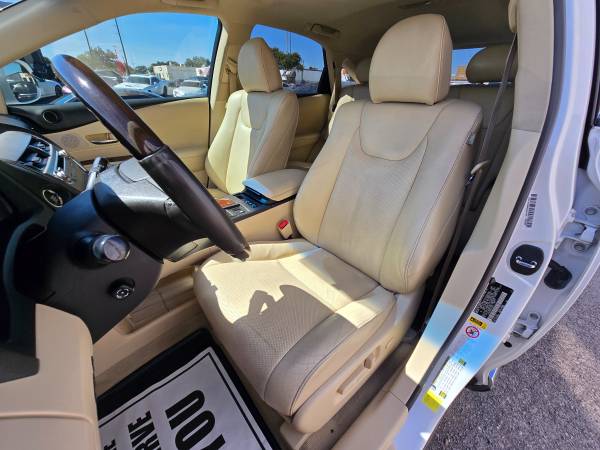 2013 Lexus, dovoz USA — foto 10 z 12
