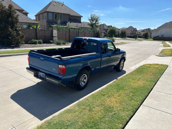 2001 Ford, dovoz USA — foto 3 z 12