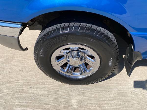 2001 Ford, dovoz USA — foto 5 z 12