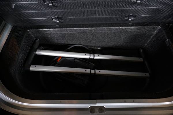 2011 Cadillac, dovoz USA — foto 4 z 12