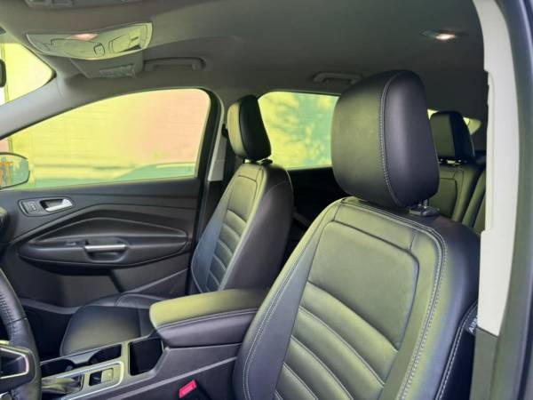 2018 Ford, dovoz USA — foto 10 z 12