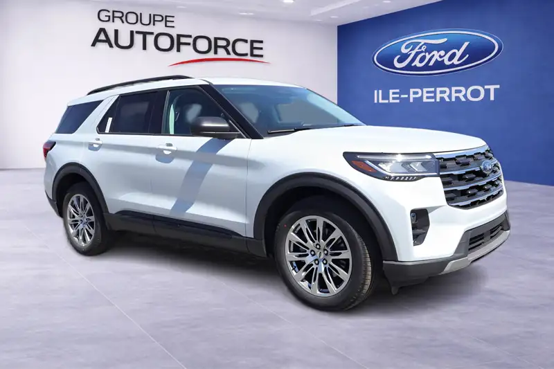 2026 Ford Explorer Active, bílá, 23 km, dovoz Kanada — foto 4 z 12