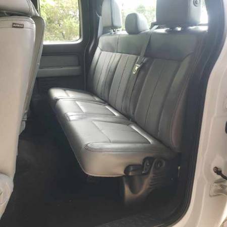 2013 Ford, dovoz USA — foto 11 z 11