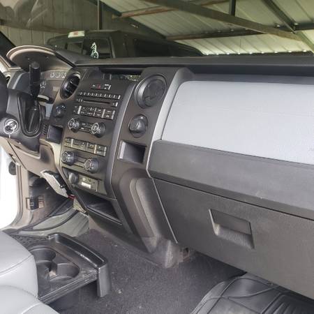 2013 Ford, dovoz USA — foto 3 z 11