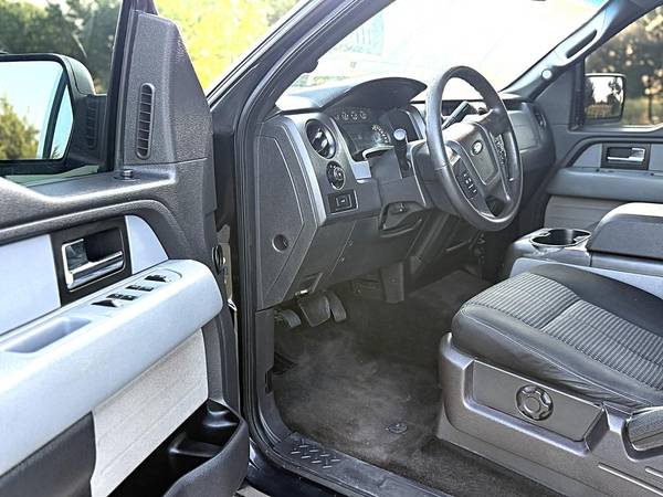 2014 Ford, dovoz USA — foto 12 z 12