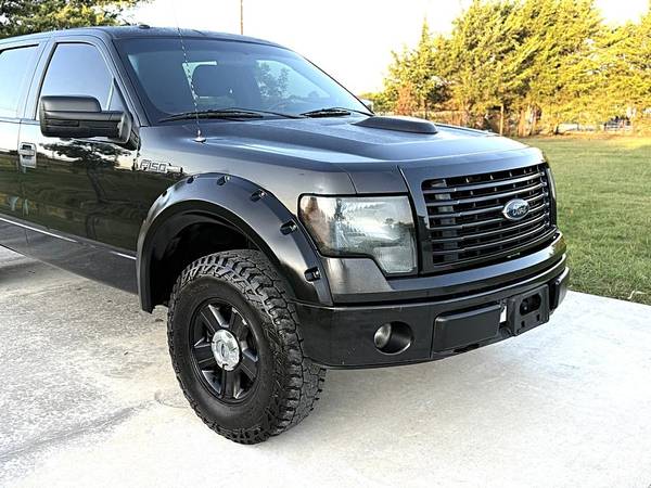2014 Ford, dovoz USA — foto 5 z 12