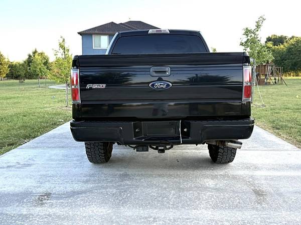 2014 Ford, dovoz USA — foto 9 z 12