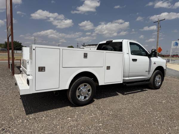 2024 RAM, dovoz USA — foto 3 z 10