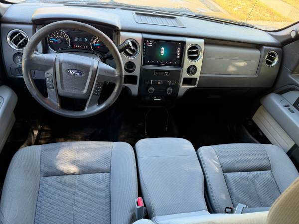 2013 Ford, dovoz USA — foto 7 z 9
