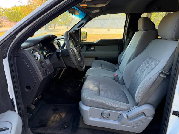 2013 Ford, dovoz USA — foto 8 z 9