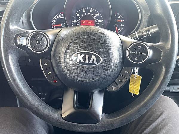 2016 Kia, dovoz USA — foto 10 z 12