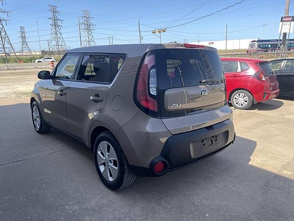 2016 Kia, dovoz USA — foto 3 z 12