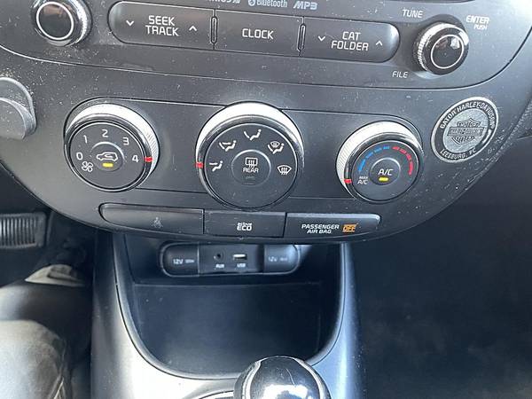 2016 Kia, dovoz USA — foto 10 z 12