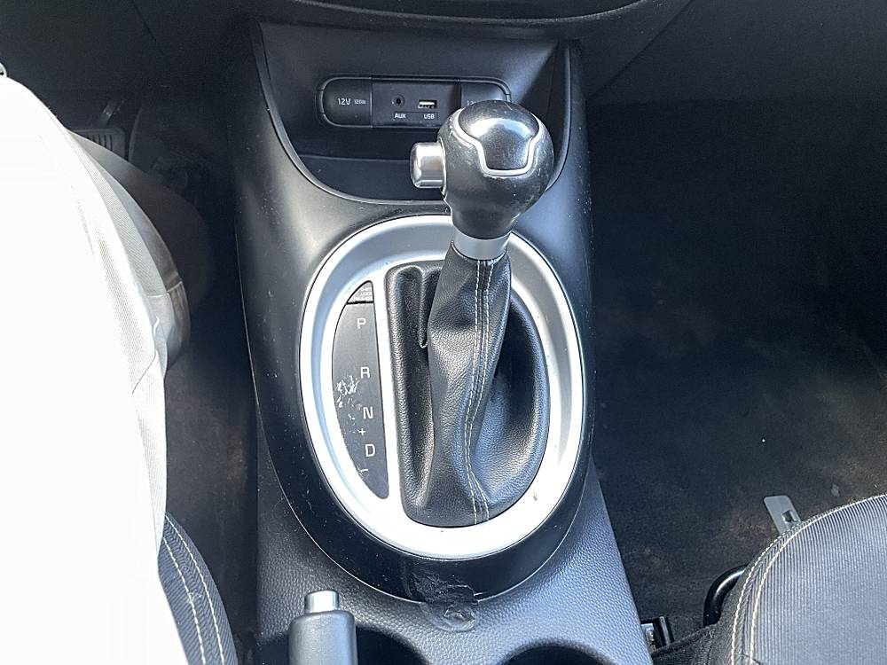2016 Kia, dovoz USA — foto 11 z 12