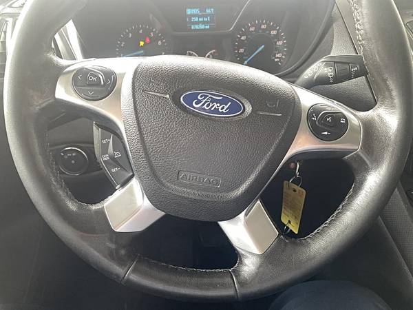 2018 Ford, dovoz USA — foto 10 z 12