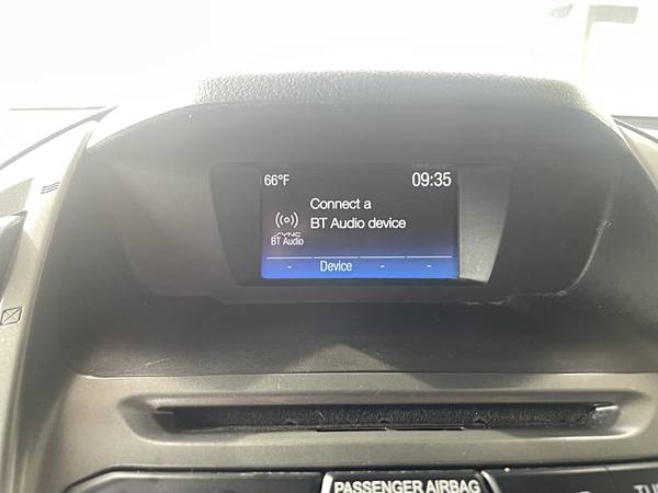 2018 Ford, dovoz USA — foto 11 z 12