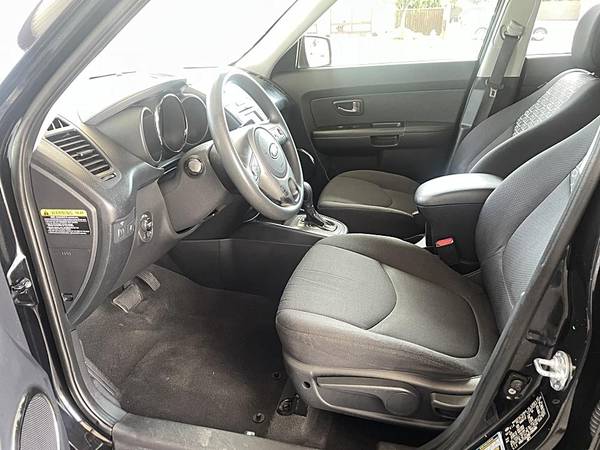 2011 Kia, dovoz USA — foto 8 z 12