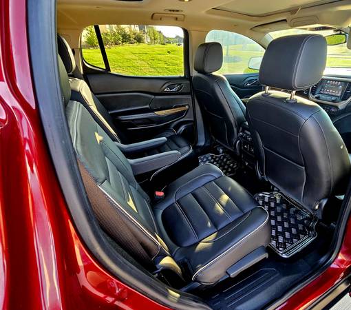 2017 GMC, dovoz USA — foto 3 z 9