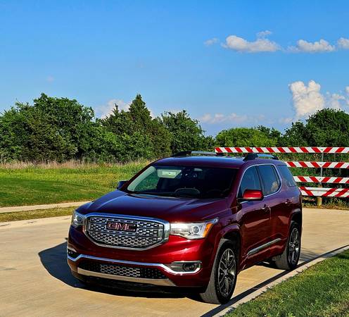2017 GMC, dovoz USA — foto 9 z 9