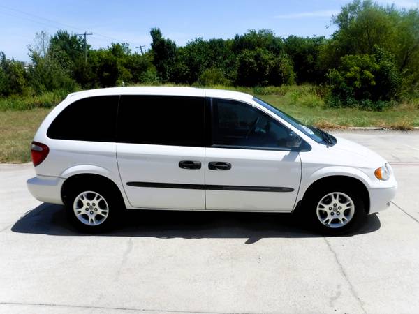 2003 Dodge, dovoz USA — foto 2 z 12