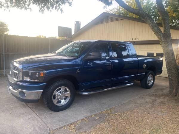2006 Dodge, dovoz USA — foto 2 z 12