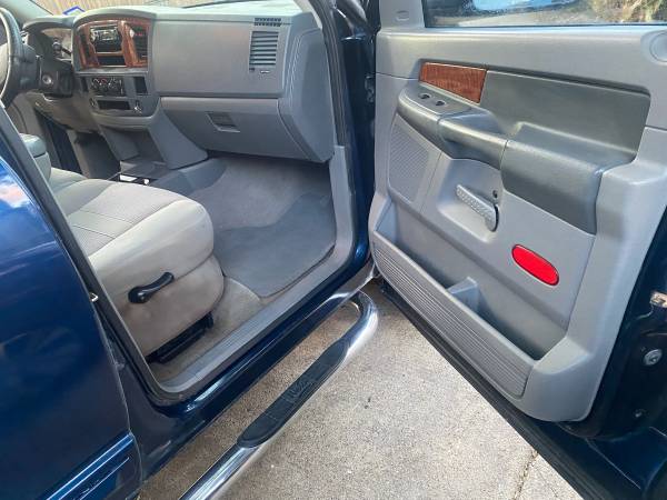 2006 Dodge, dovoz USA — foto 9 z 12