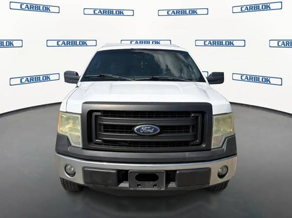 2014 Ford, dovoz USA — foto 2 z 12