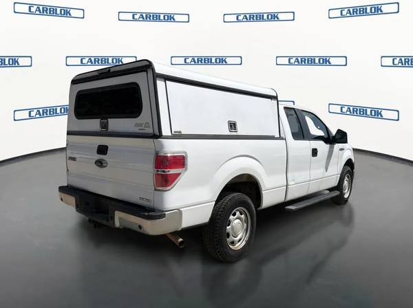 2014 Ford, dovoz USA — foto 5 z 12