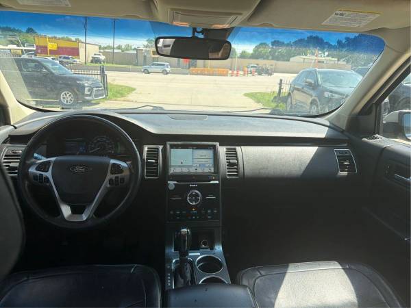 2018 Ford, dovoz USA — foto 12 z 12
