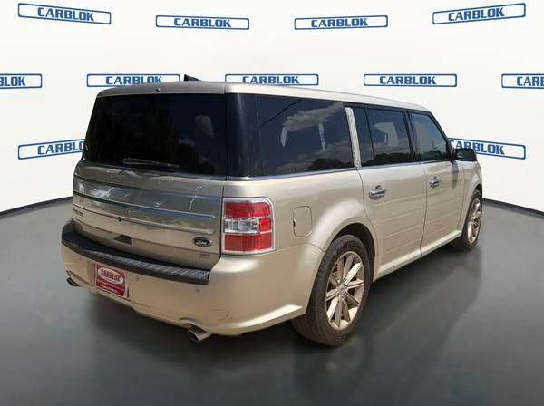 2018 Ford, dovoz USA — foto 5 z 12