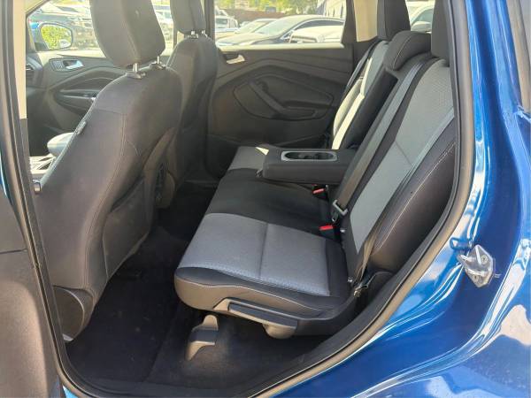 2019 Ford, dovoz USA — foto 10 z 12