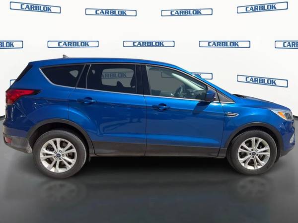 2019 Ford, dovoz USA — foto 4 z 12