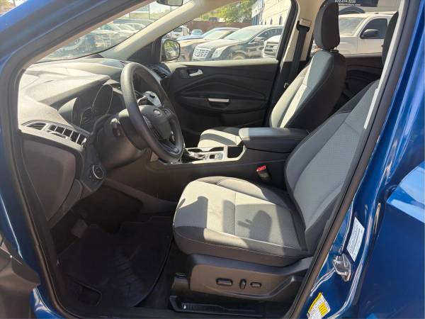 2019 Ford, dovoz USA — foto 9 z 12