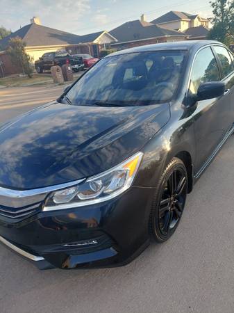 2016 Honda, dovoz USA — foto 3 z 12