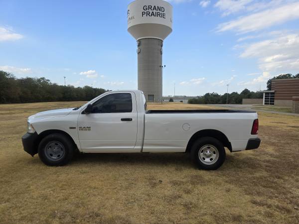2018 Dodge, dovoz USA — foto 3 z 12