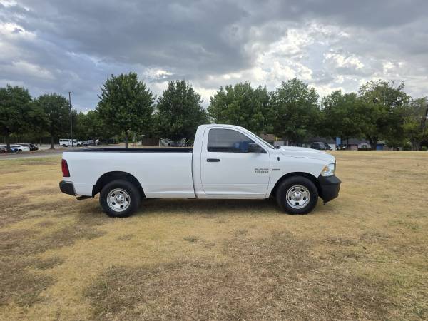 2018 Dodge, dovoz USA — foto 4 z 12