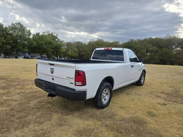 2018 Dodge, dovoz USA — foto 7 z 12