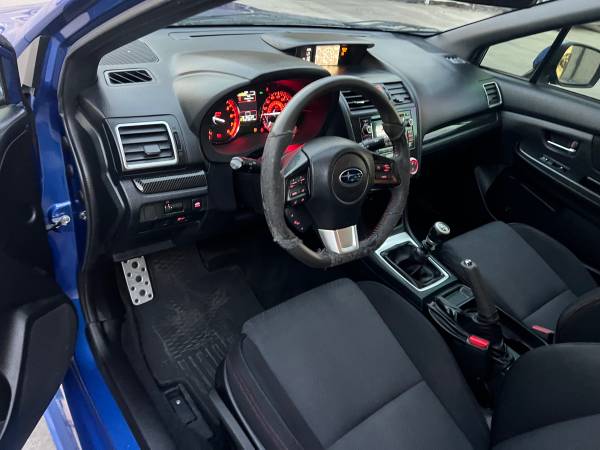 2015 Subaru, modrá, dovoz USA — foto 9 z 12