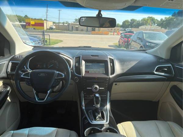 2018 Ford, dovoz USA — foto 12 z 12