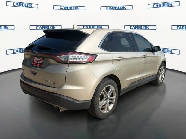 2018 Ford, dovoz USA — foto 5 z 12