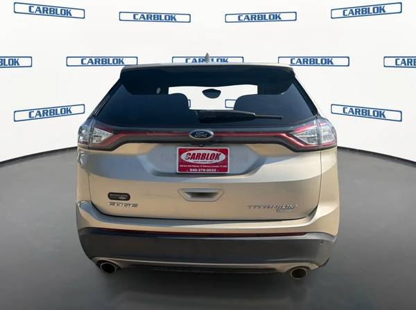 2018 Ford, dovoz USA — foto 6 z 12