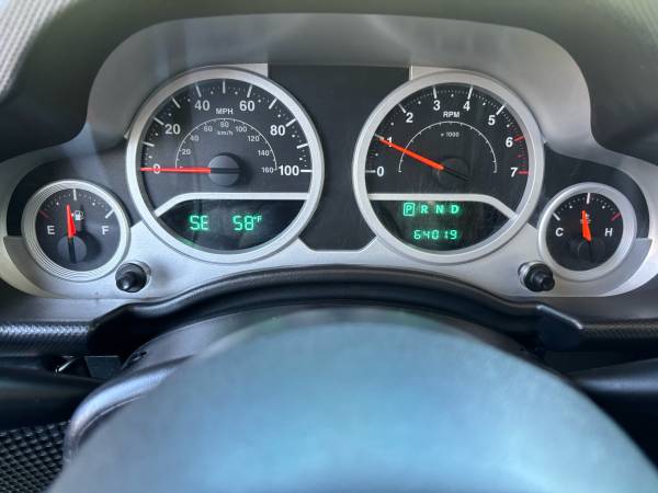 2009 Jeep, dovoz USA — foto 5 z 12