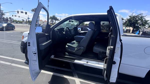 2013 Ford, dovoz USA — foto 10 z 11