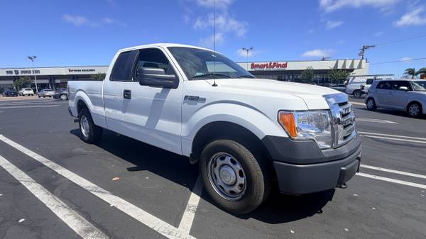 2013 Ford, dovoz USA — foto 11 z 11