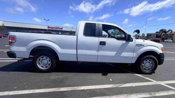 2013 Ford, dovoz USA — foto 6 z 11