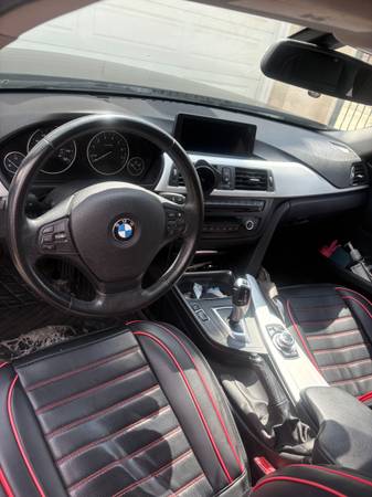2013 BMW, dovoz USA — foto 2 z 4
